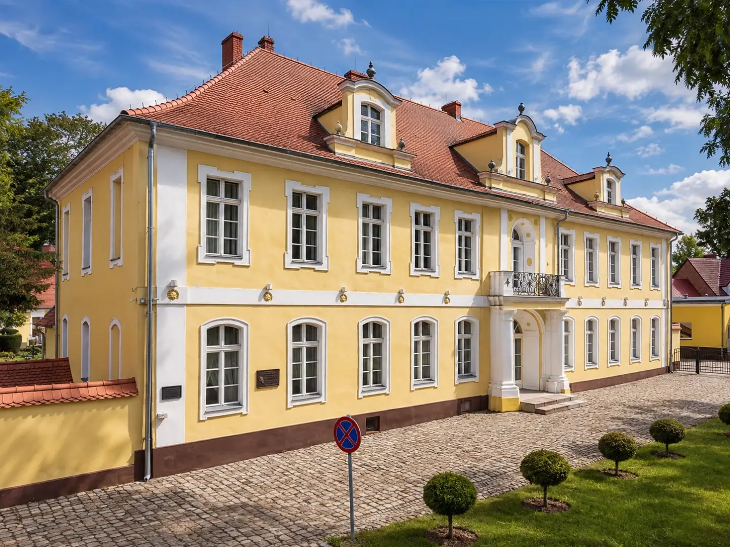 Późnobarokowy pałac z 1766 roku w Drezdenku