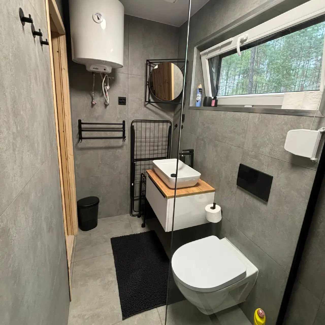 Badezimmerausstattung